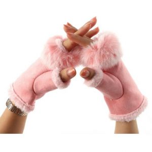 Bezprsté teplé rukavice z umělé kožešiny s pravým kožíškem - růžové