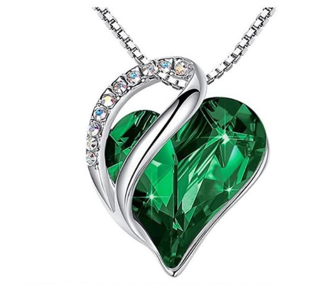Náhrdelník - Svázané srdce - Smaragdově zelené Jewelry