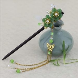 Výběrová ozdobná jehlice do vlasů styl Hanfu - Tmavě zelené květy s odepínacím přívěškem