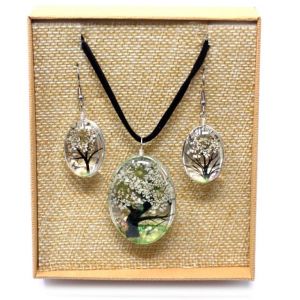 Set -náhrdelník + náušnice - z pravých květů - Strom života - Bílý v dárkovém balení AWM, Ltd, S3 8AL