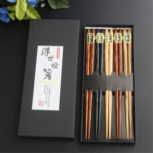 Set 5 ks Japonských ručně vyřezávaných hůlek dřevěných - kouzlo pěti barev