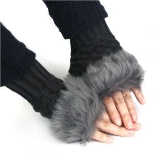 Bezprsté pletené rukavice s kožíškem - Tmavě šedé