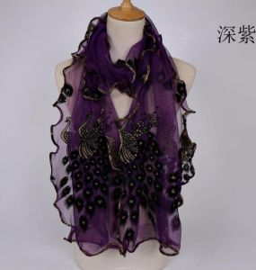 Luxusní Šátek v Čínském stylu s krajkovým obšíváním - vzor Páva - černo fialový 190X40 cm