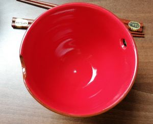 Čínská Soba miska s hůlkami - porcelán - Red Black 13 cm Made in China