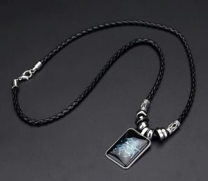 Kožený náhrdelník Luminiscenční - znamení zvěrokruhu (Tyrkysově modrý) Jewelry
