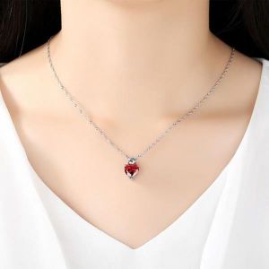 Náhrdelník ve tvaru srdce - Fialový Jewelry