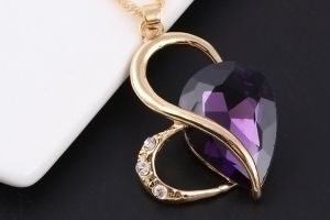 Set -náhrdelník + náušnice - Purpurové srdce Jewelry