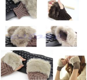 Bezprsté pletené rukavice s kožíškem - Světle šedé Fashionstyle